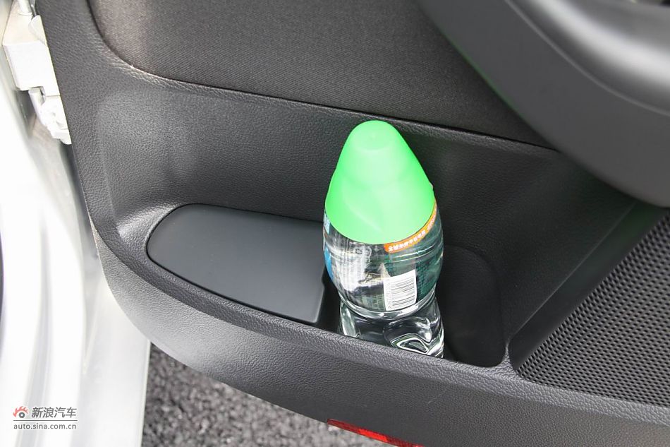 2011款高尔夫旅行轿车座椅和空间