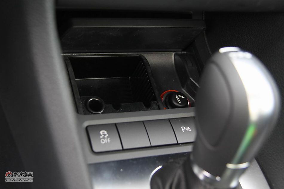 2011款高尔夫旅行轿车座椅和空间