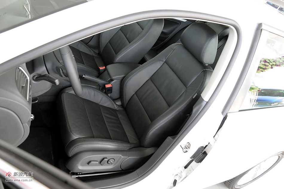 Golf旅行轿车实拍