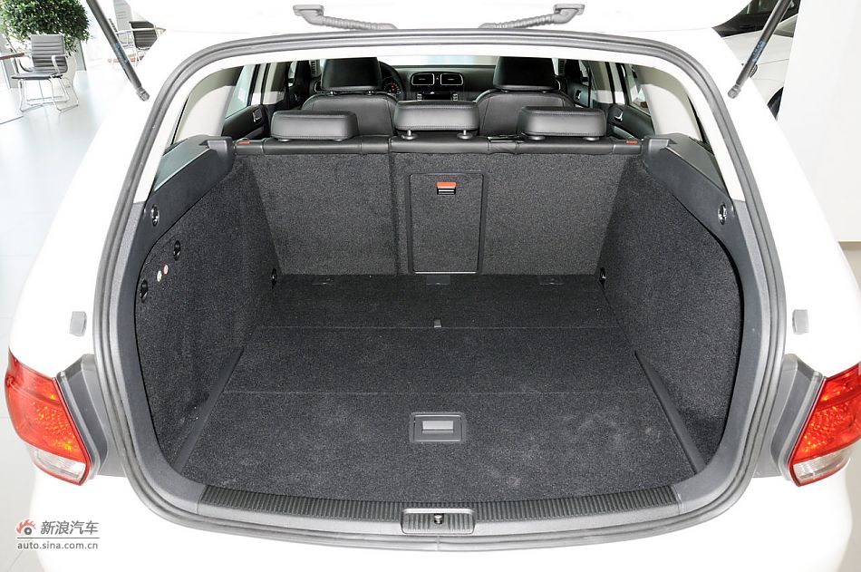 Golf旅行轿车实拍