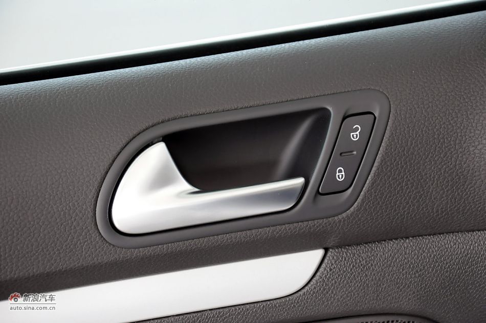 Golf旅行轿车实拍