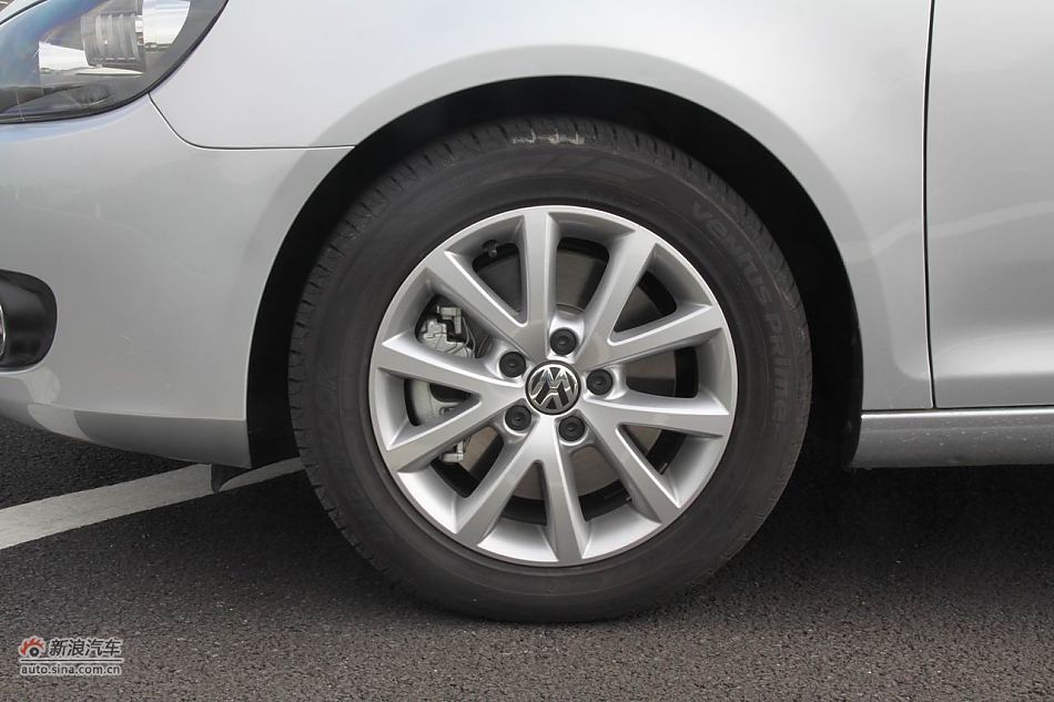 2011款高尔夫旅行轿车外部细节