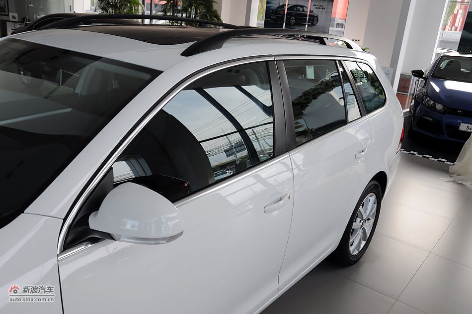 Golf旅行轿车实拍