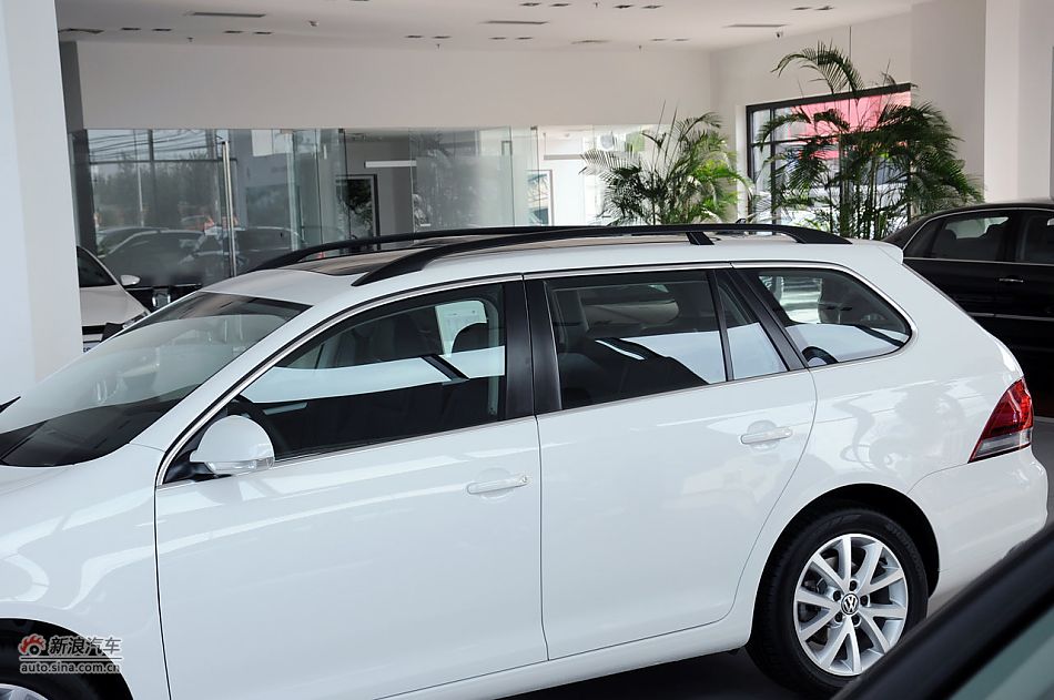 Golf旅行轿车实拍