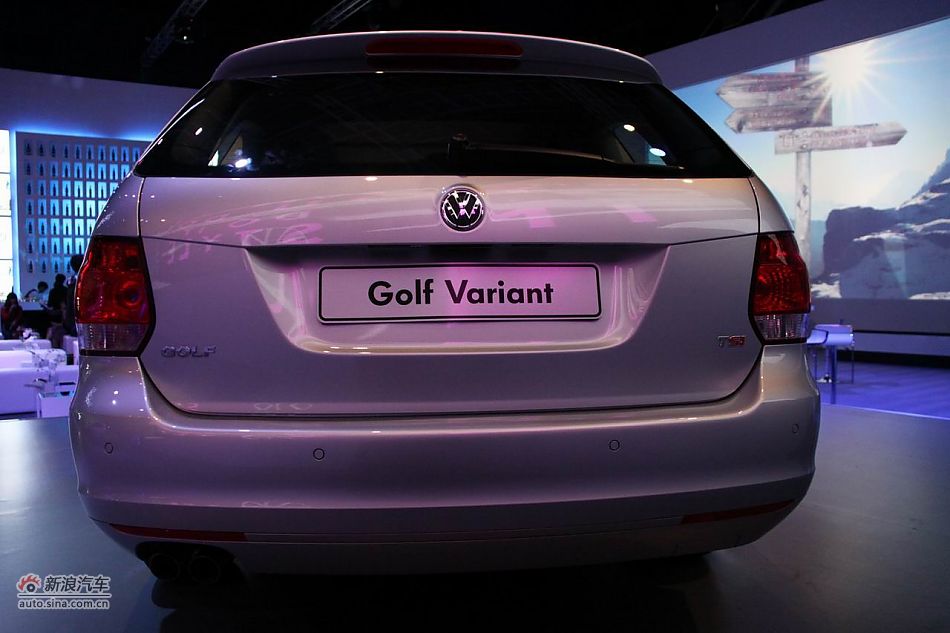 2011款高尔夫旅行轿车外观