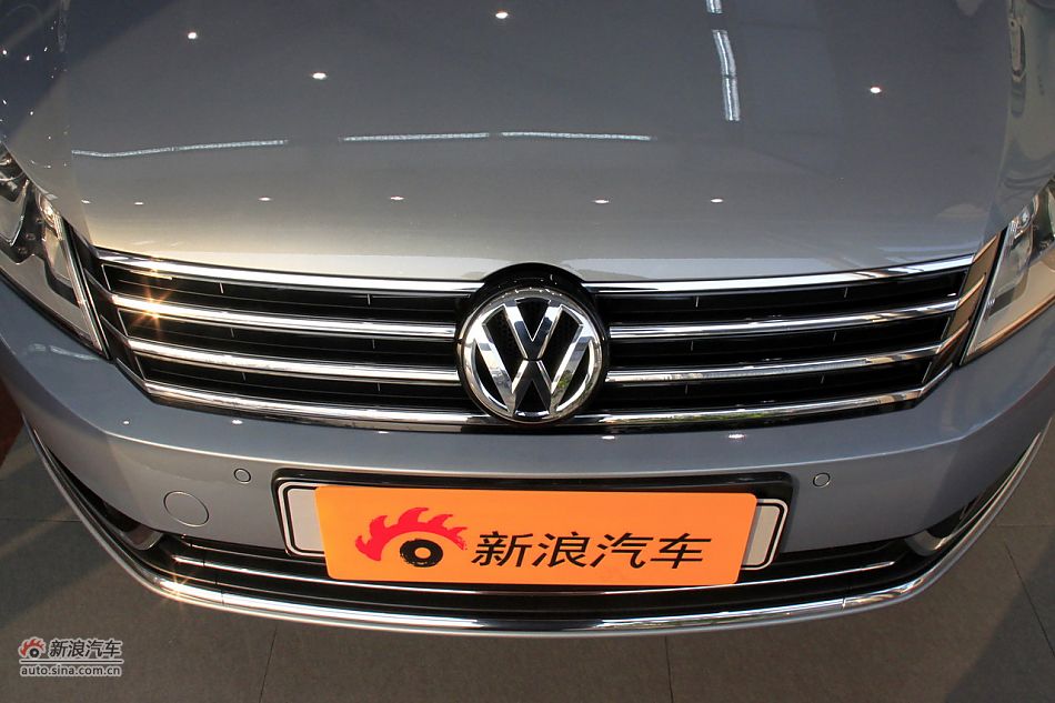 2012款迈腾旅行版