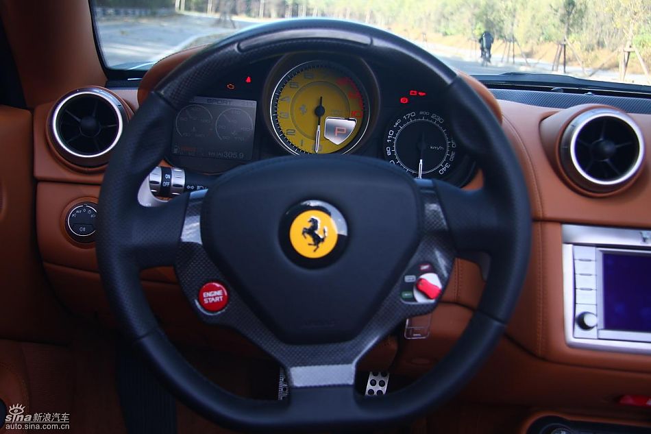 法拉利California试车实拍图内饰