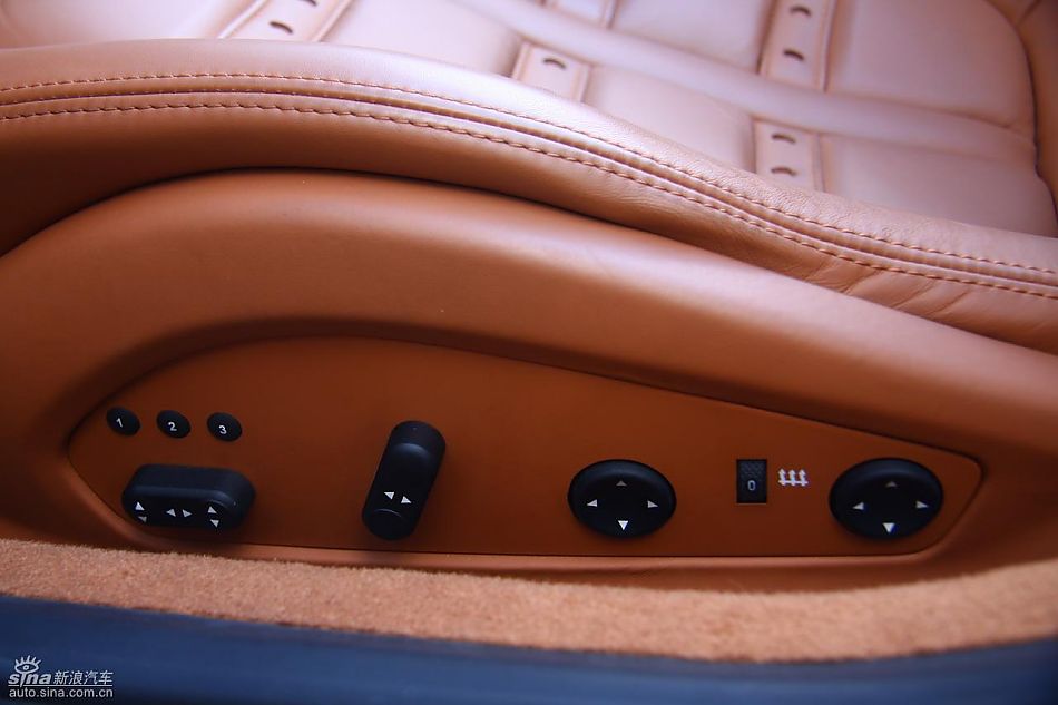 法拉利California试车实拍图内饰