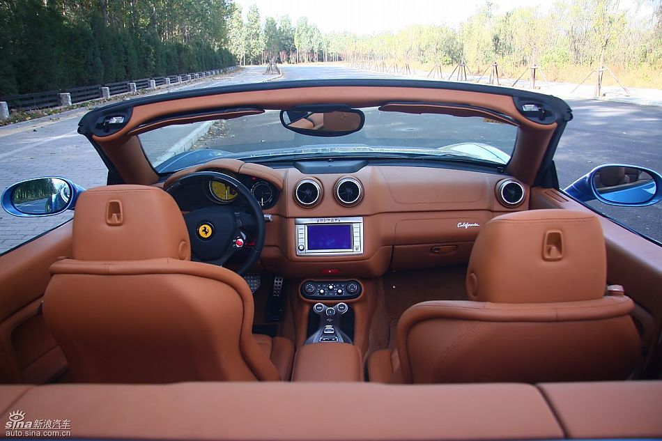 法拉利California试车实拍图内饰