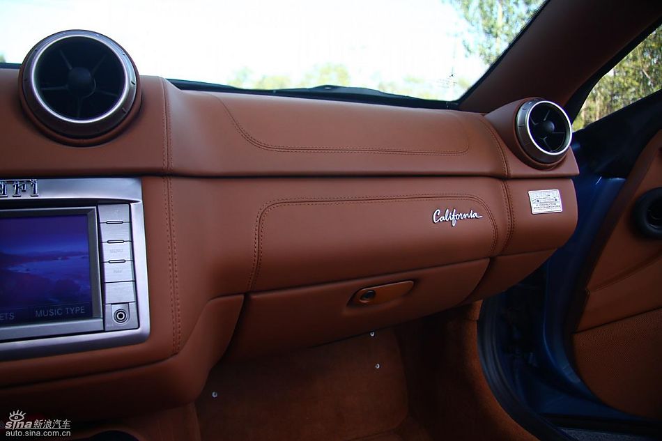 法拉利California试车实拍图内饰