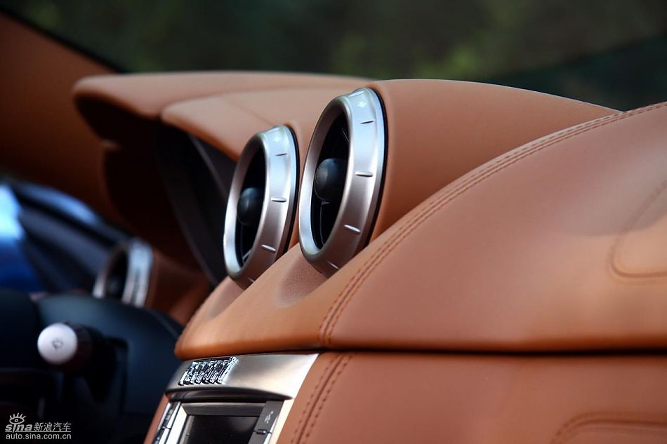 法拉利California试车实拍图内饰