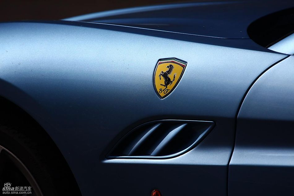 法拉利California试车实拍图外观