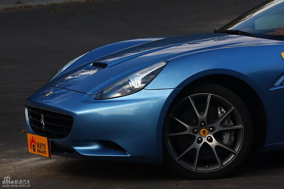 法拉利California试车实拍图外观
