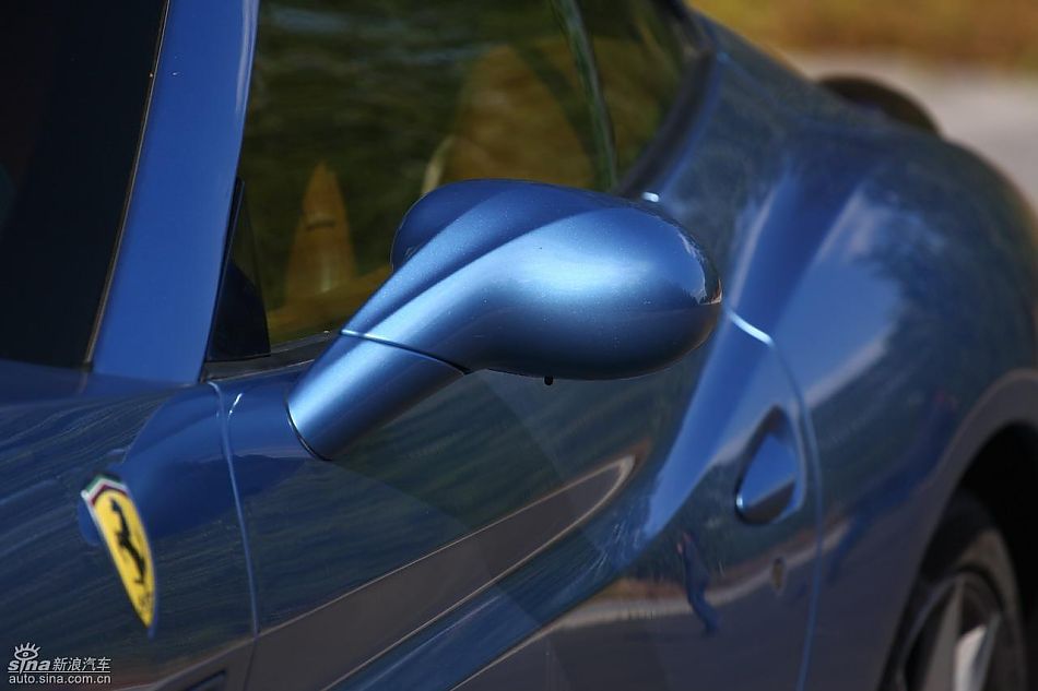 法拉利California试车实拍图外观