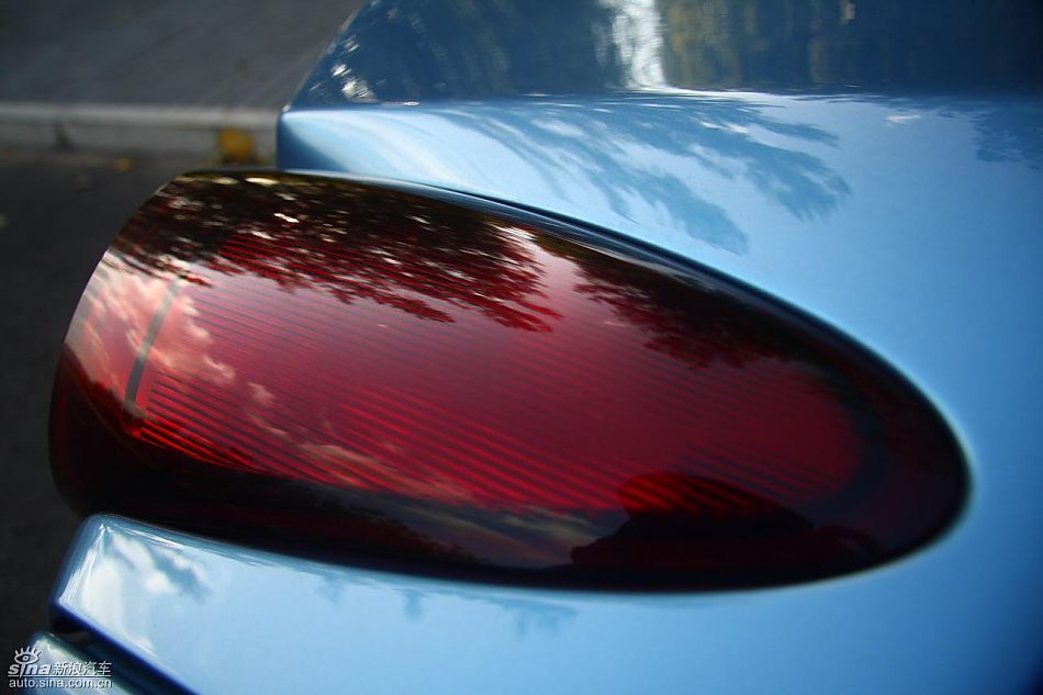 法拉利California试车实拍图发动机与细节