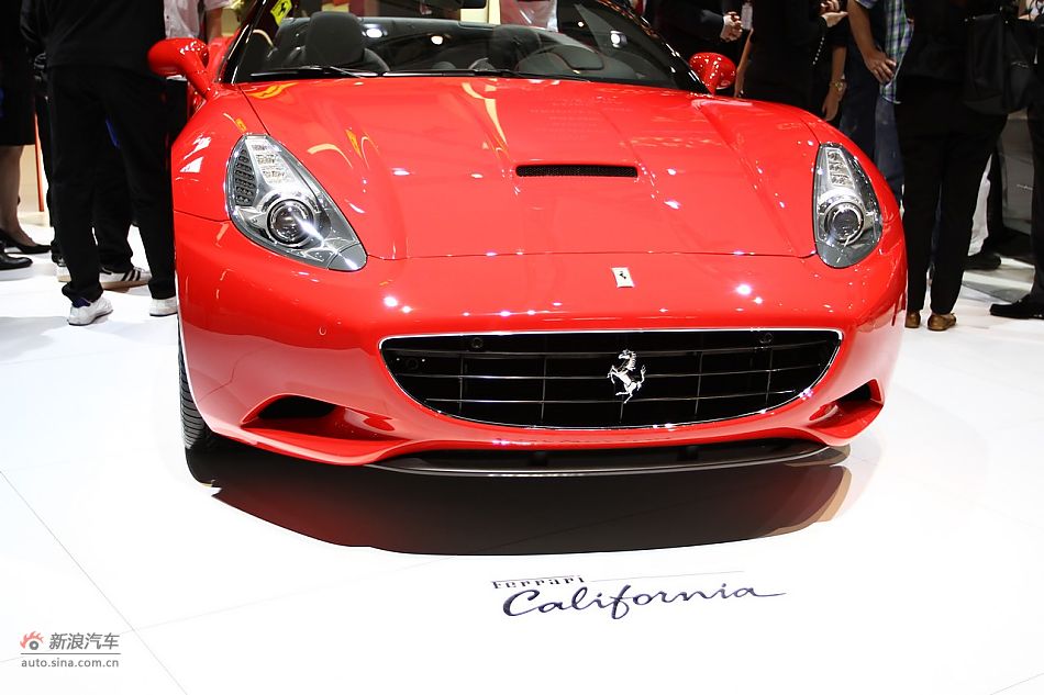 法拉利California