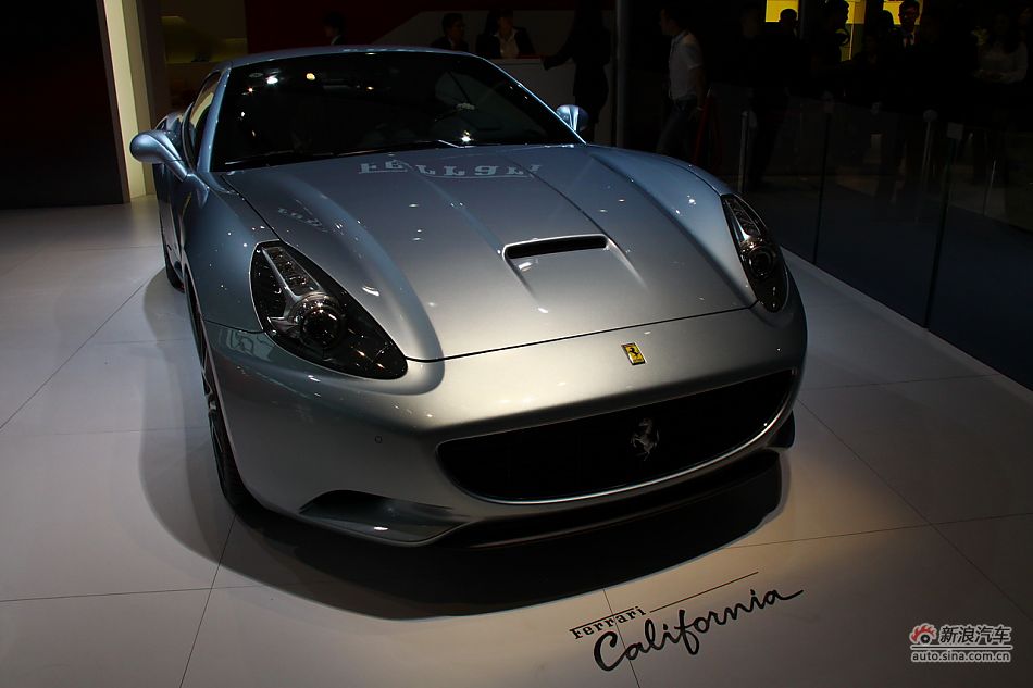法拉利California