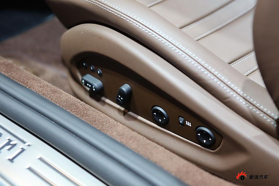 法拉利加利福尼亚