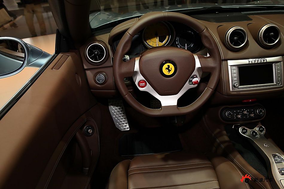 法拉利加利福尼亚