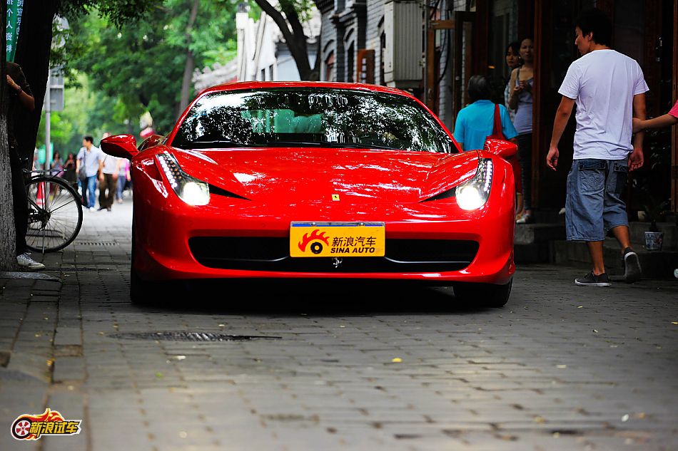法拉利458 Italia外观图片
