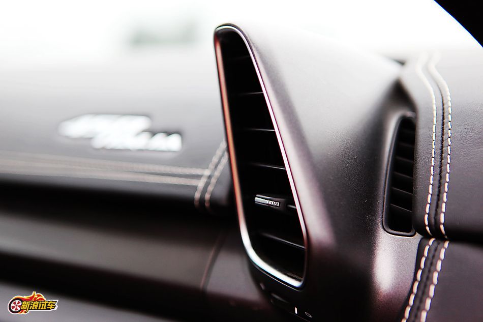 法拉利458 Italia内饰图片