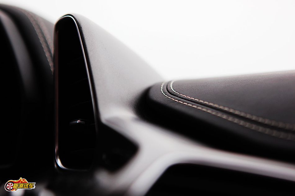 法拉利458 Italia内饰图片