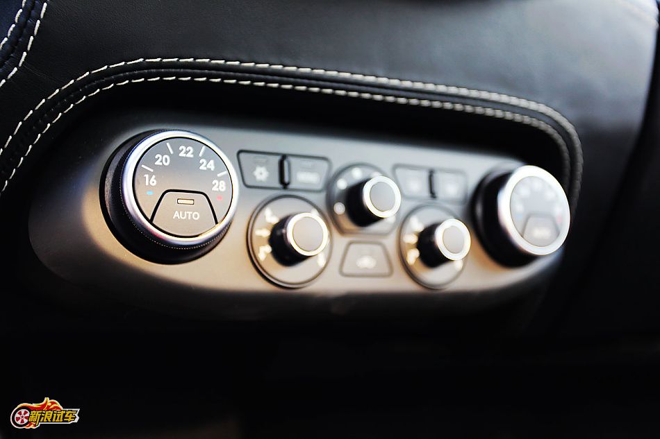 法拉利458 Italia内饰图片