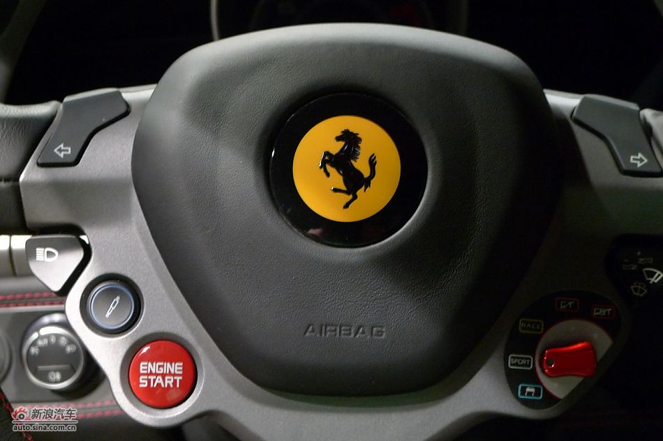 法拉利458ITALIA内饰及细节