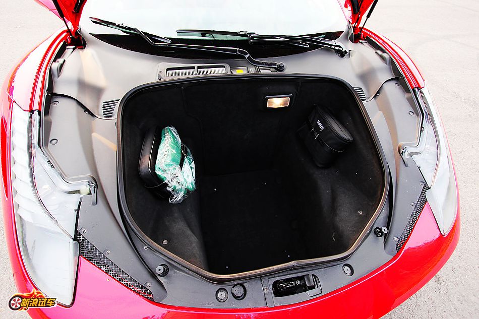 法拉利458 Italia内饰图片