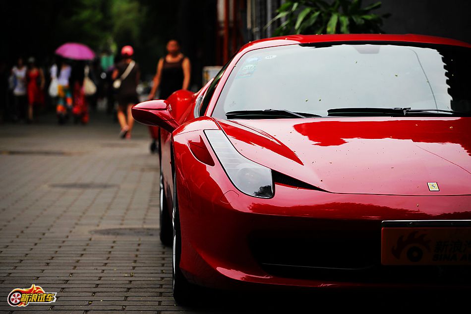 法拉利458 Italia外观图片