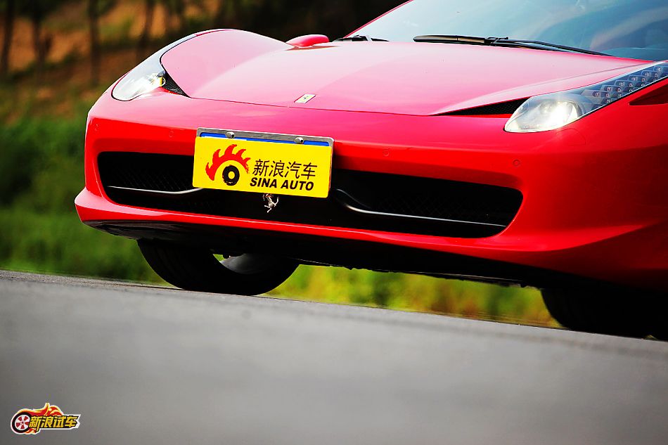 法拉利458 Italia外观图片