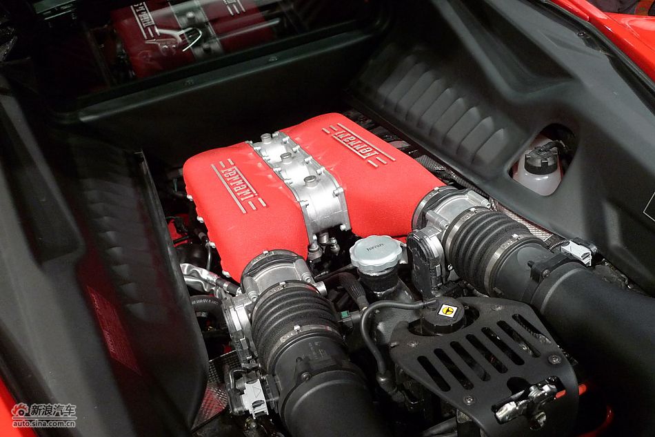 法拉利458ITALIA 4.5升V8发动机