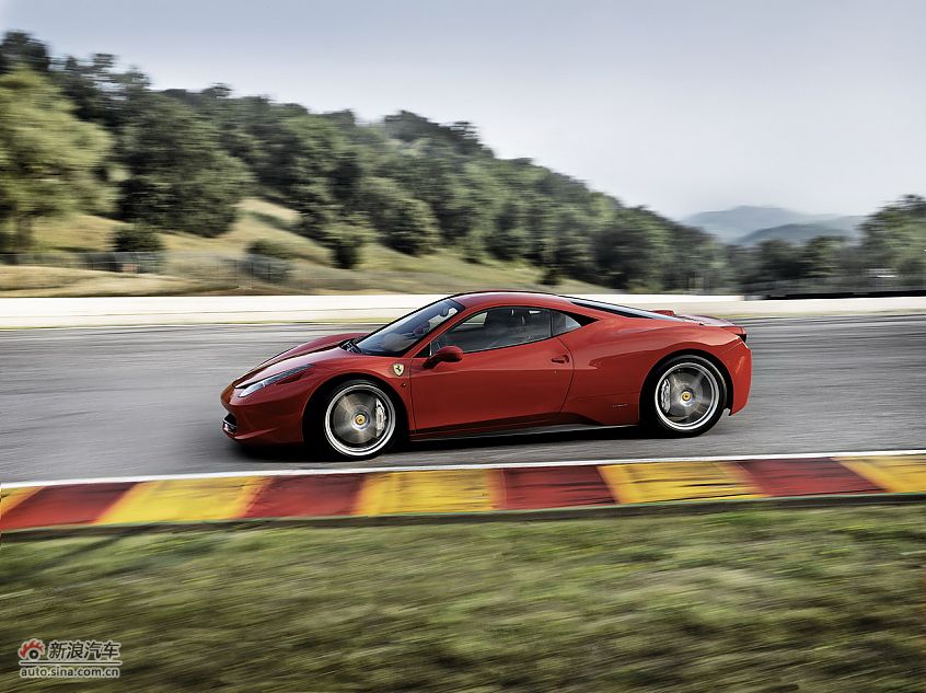法拉利458ITALIA外观及动态