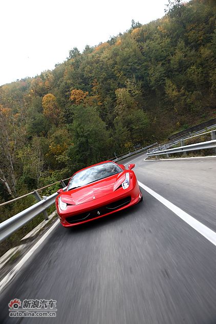 法拉利458ITALIA外观及动态