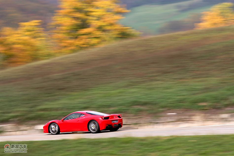 法拉利458ITALIA外观及动态