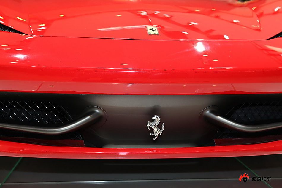 法拉利458 Italia
