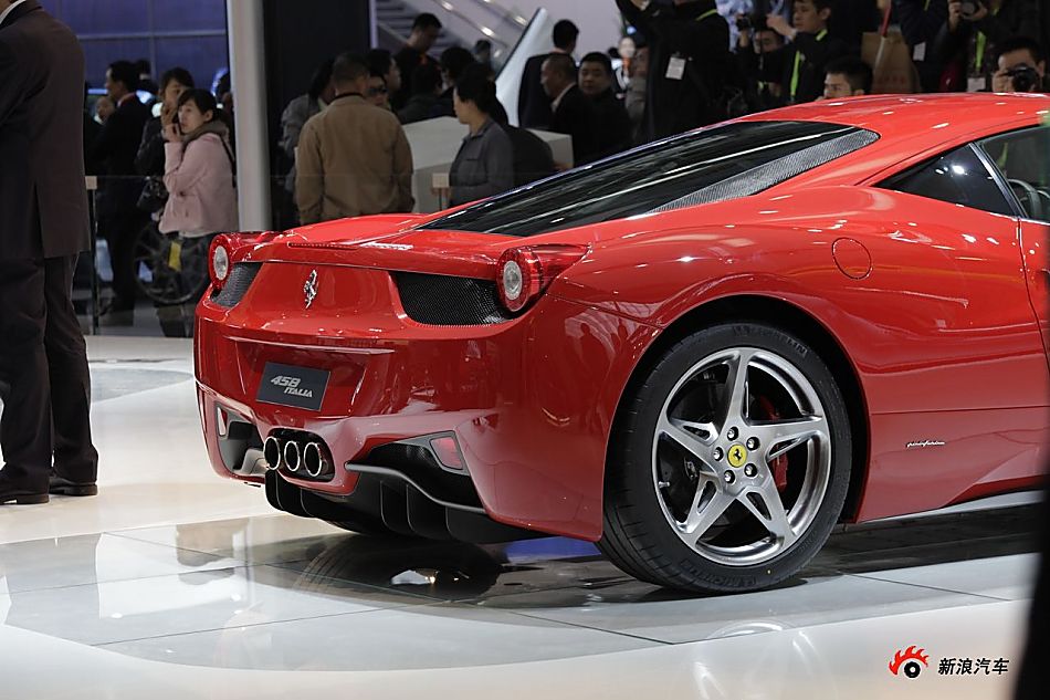 法拉利458展台实拍