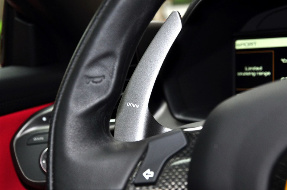 2013款 4.5 Spider 内饰