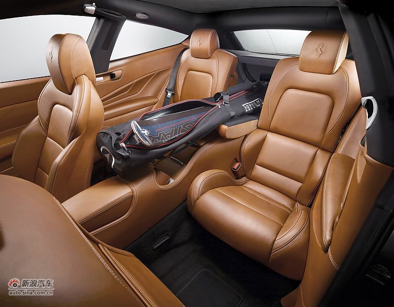 法拉利FF官方图