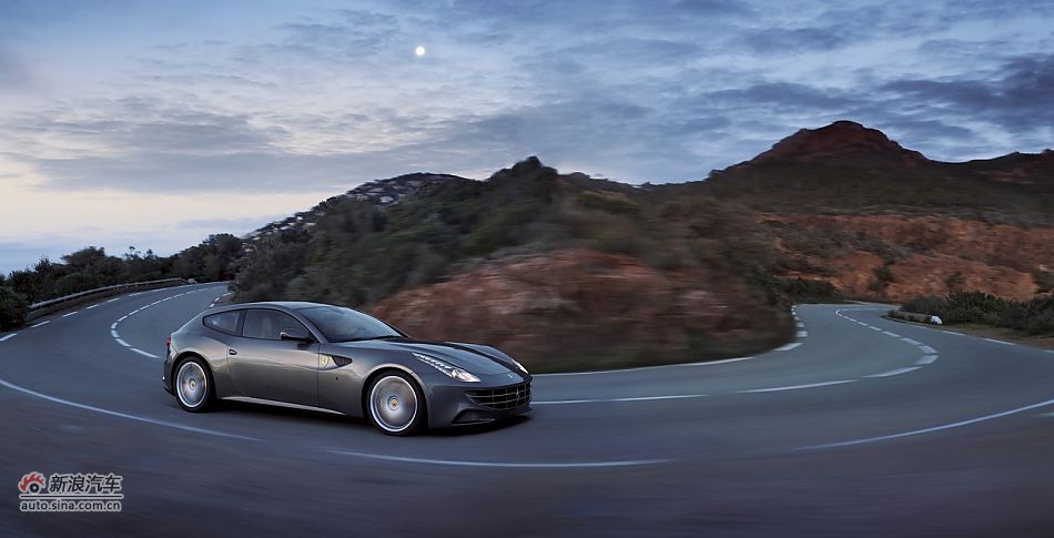 法拉利FF官方图