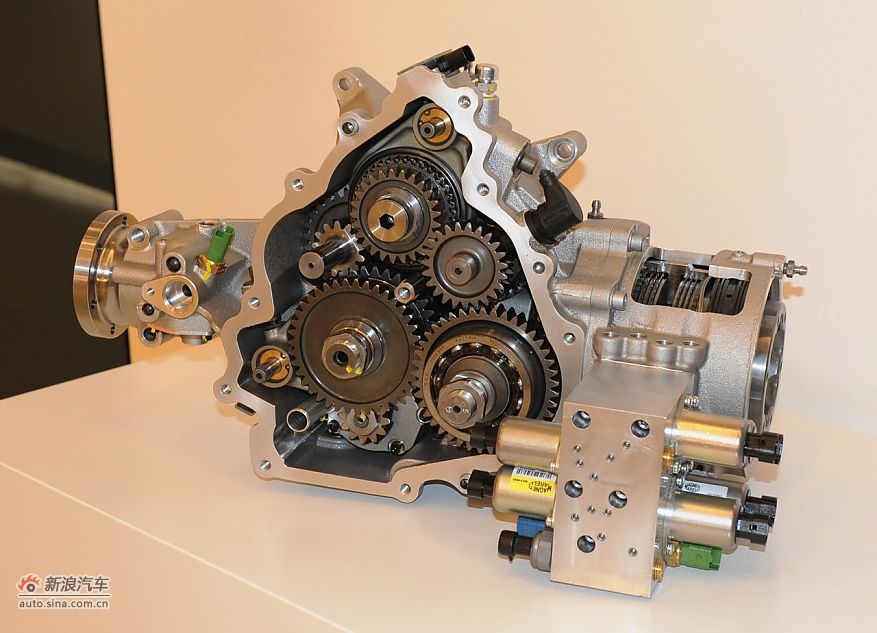 法拉利FF官方图