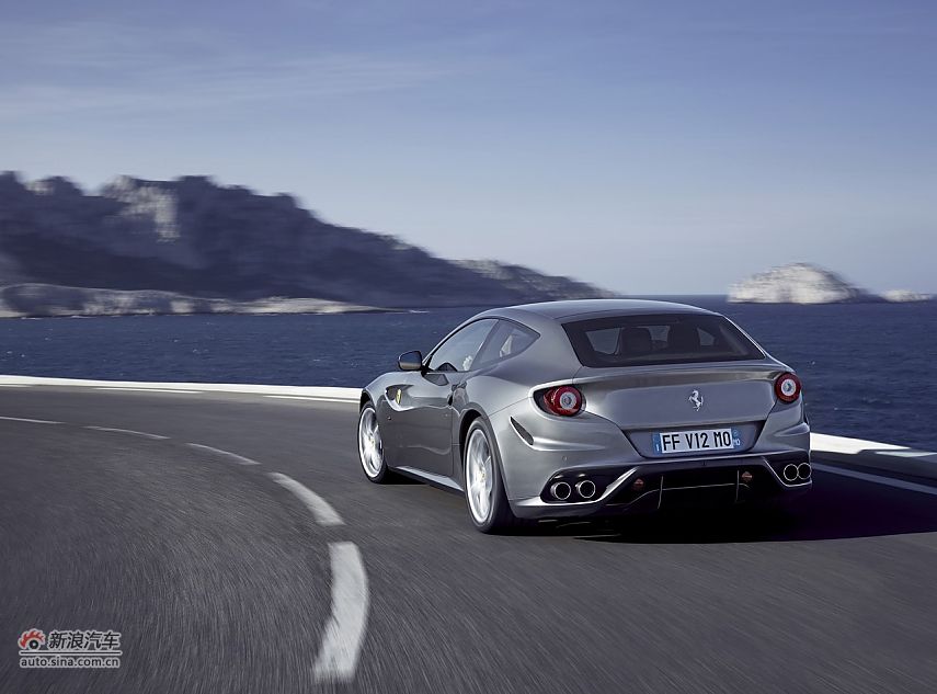 法拉利FF官方图