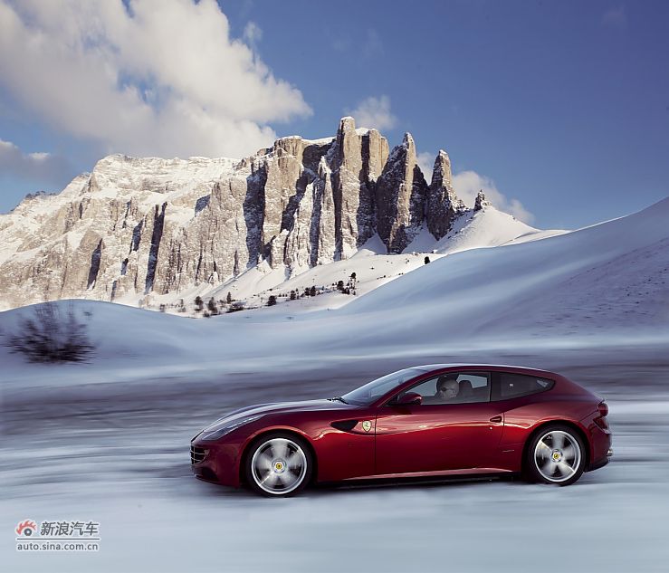 法拉利FF官方图