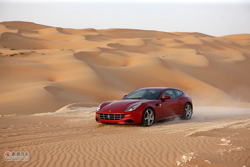 法拉利FF官方图