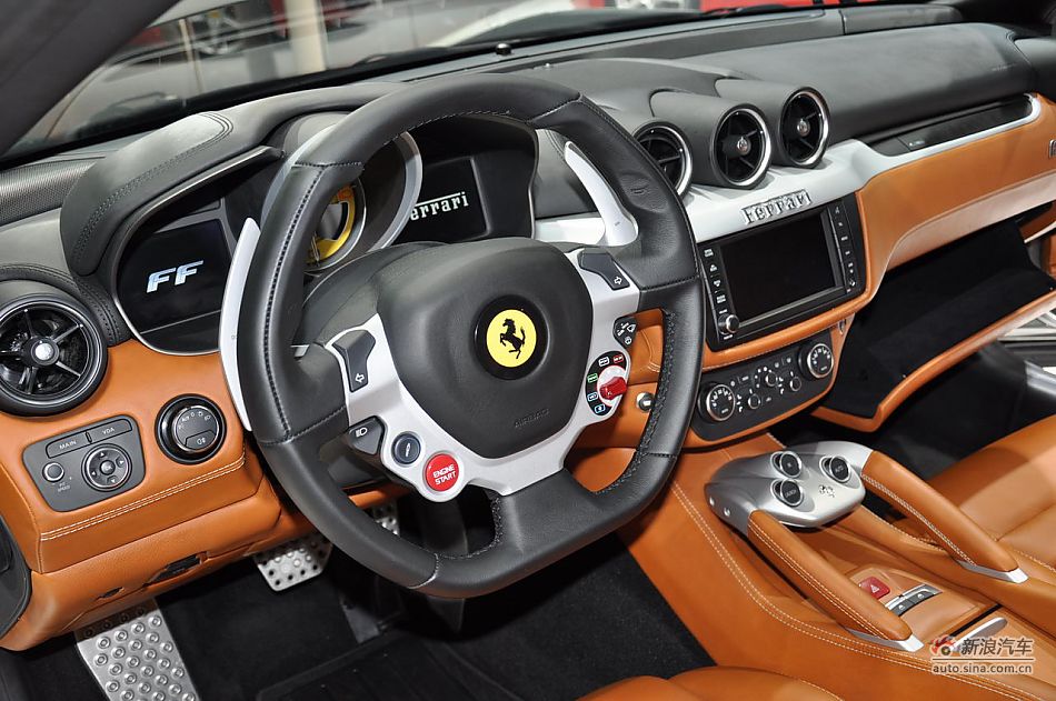 法拉利FF