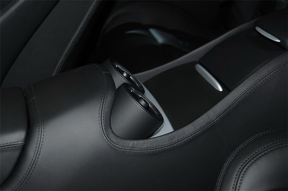 法拉利FF 2012款 空间