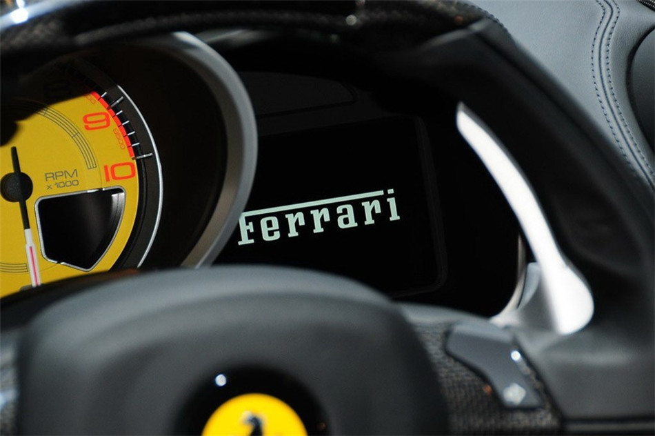 法拉利FF 2012款 内饰