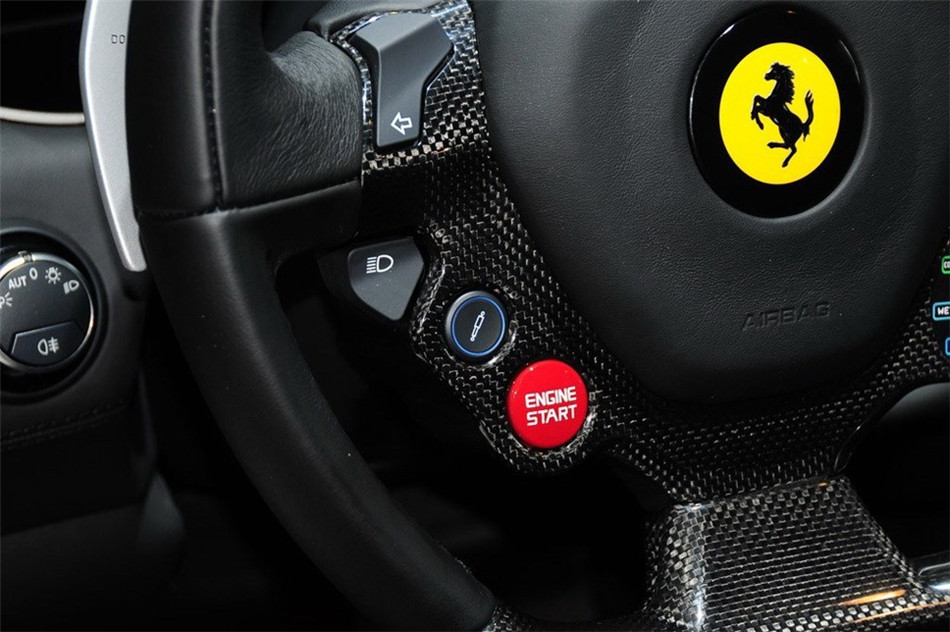 法拉利FF 2012款 内饰