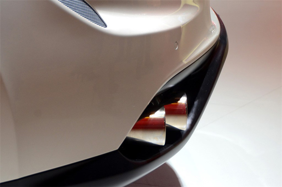 法拉利FF 2012款 细节