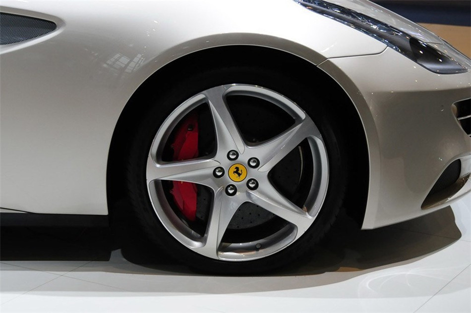 法拉利FF 2012款 细节